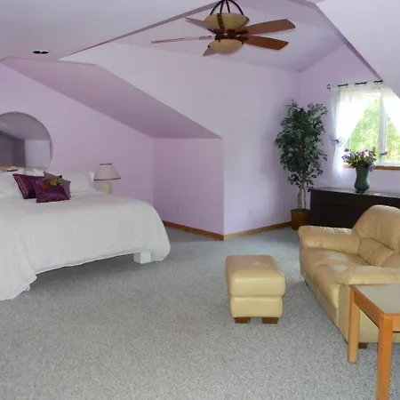 Jordan Lake B & B